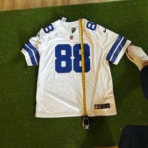New with Tags Ceedee Lamb Dallas Cowboys Nike Stitched jersey